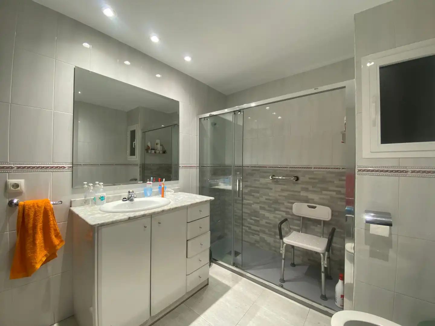 Badezimmer von Gebäude zum Verkauf in Blanes