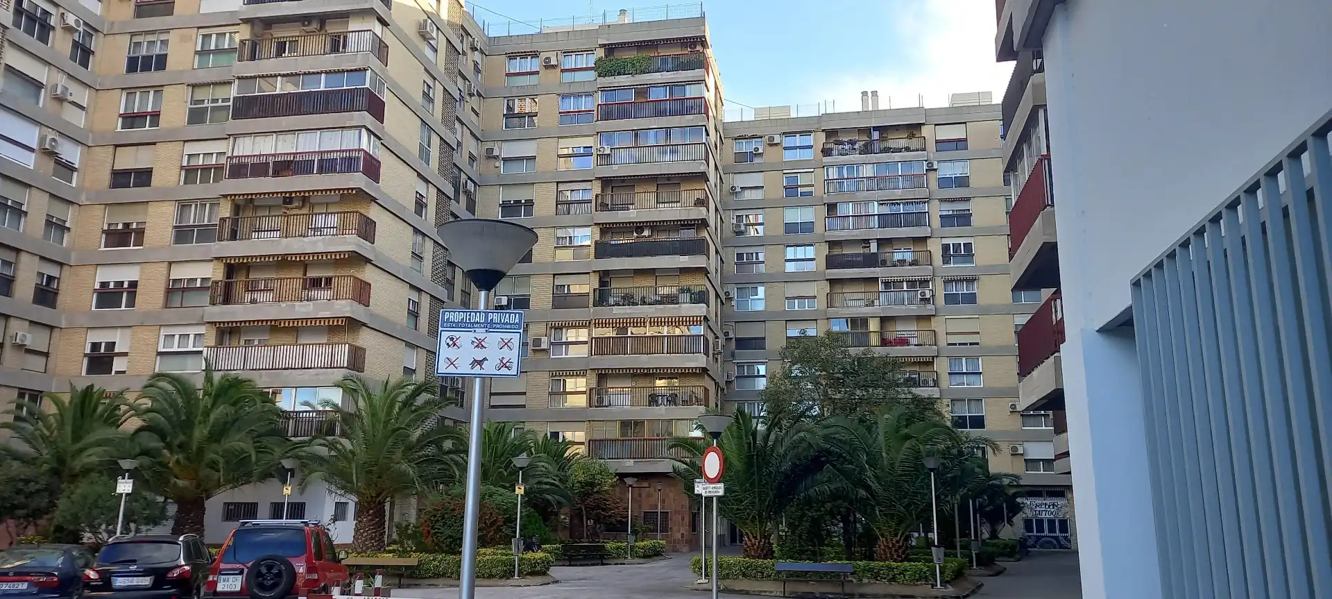 Vista exterior de Garaje de alquiler en Zaragoza