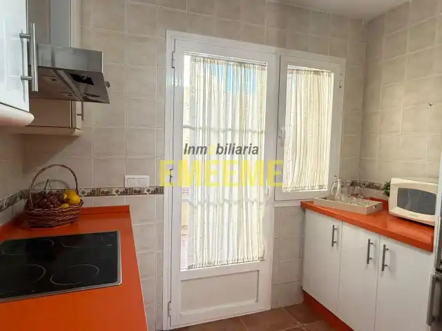 Casa aparellada amb terrassa en venda a Cuevas del Becerro, imagen 35