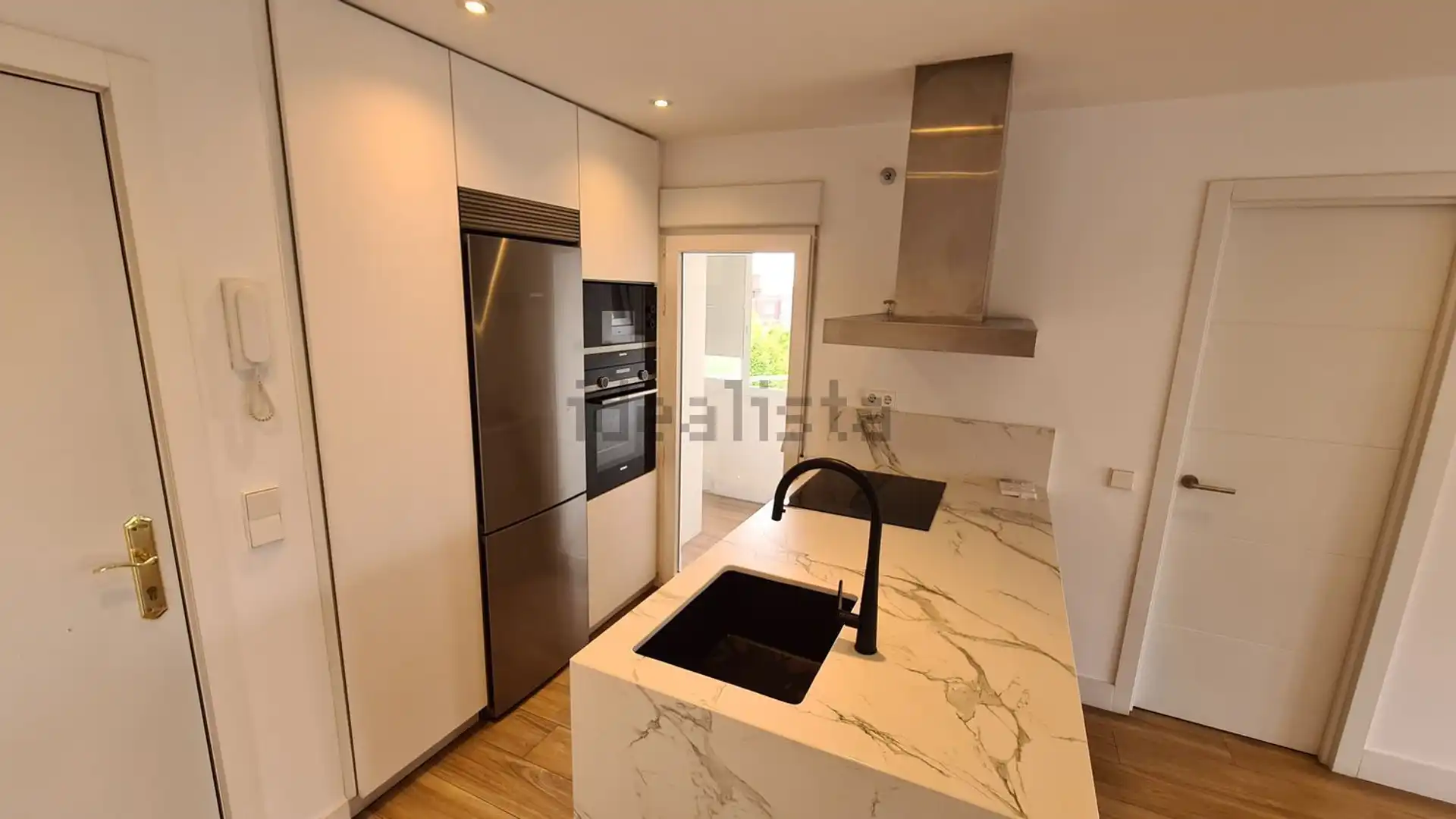 Kitchen of Flat for sale in Móstoles  with Air Conditioner, Heating and Terrace