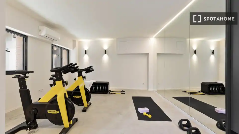 Flat with terrace to rent in Sant Martí, imagen 4