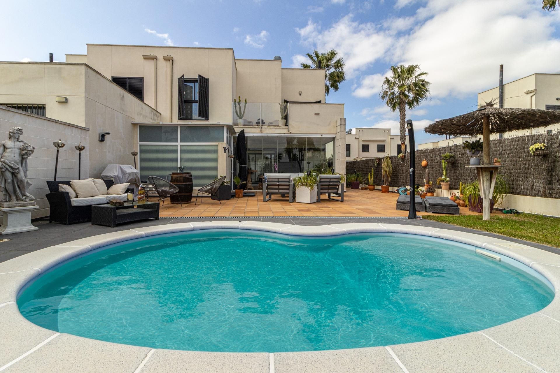 Swimming pool of Single-family semi-detached for sale in Jerez de la Frontera  with Air Conditioner, Terrace and Swimming Pool