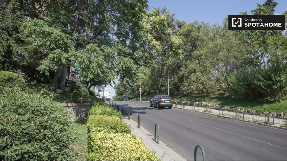 Vista exterior de Pis de lloguer en Madrid amb Aire condicionat, Calefacció i Moblat
