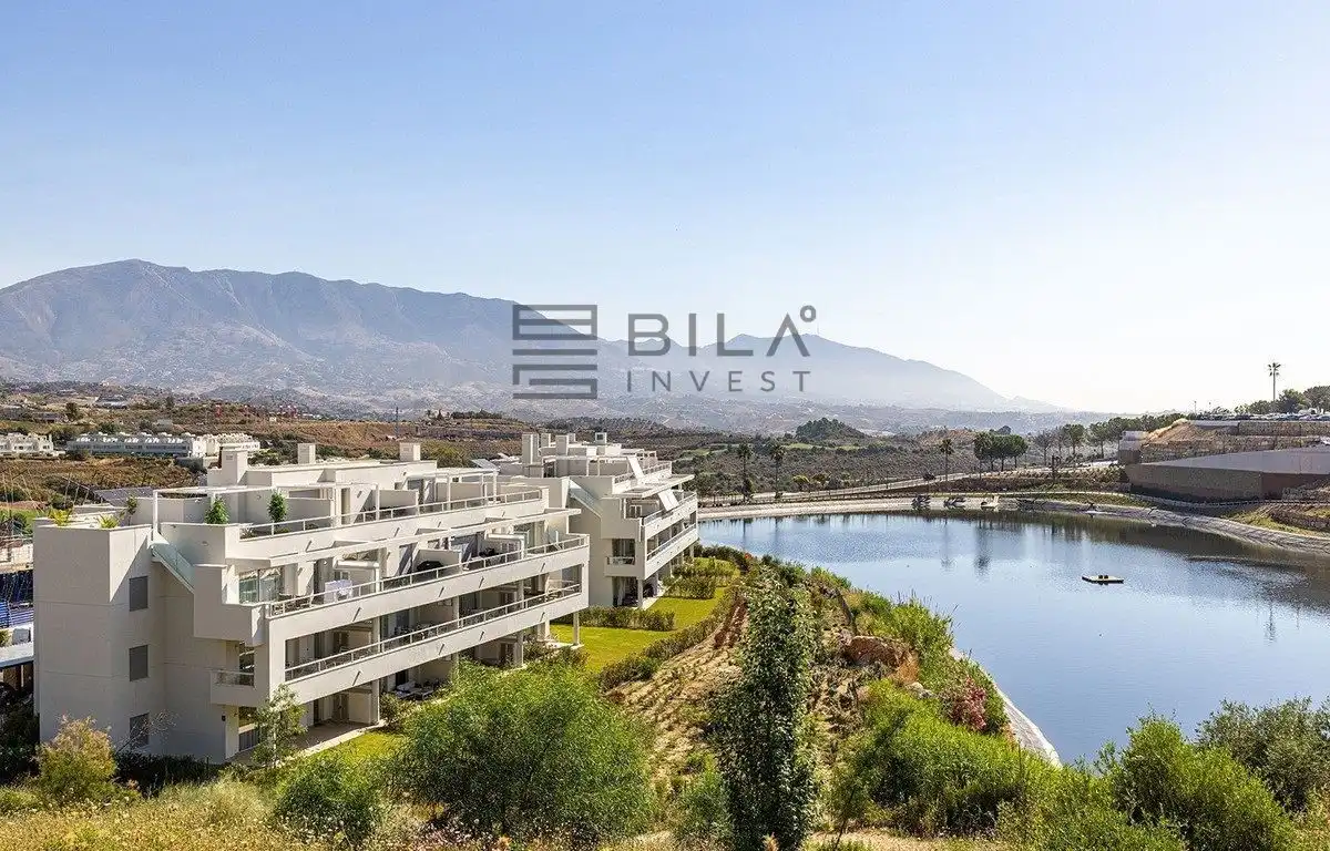 Àtic amb piscina en venda a La Cala Golf