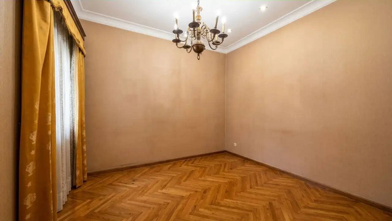 Wohnung zum Verkauf in Barcelona mit Terrasse und Balkon