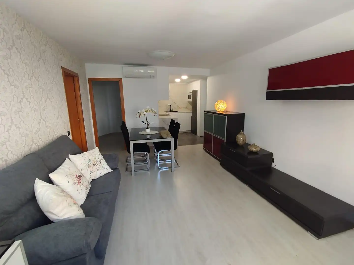 Living room of Flat for rent in Manresa  with Air Conditioner, Heating and Storage room