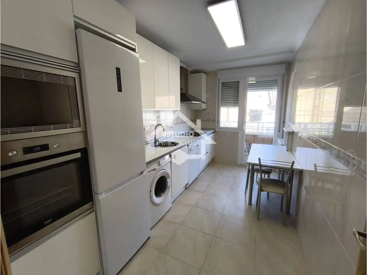 Cocina de Casa adosada en venta en Mendavia con Calefacción, Jardín privado y Parquet