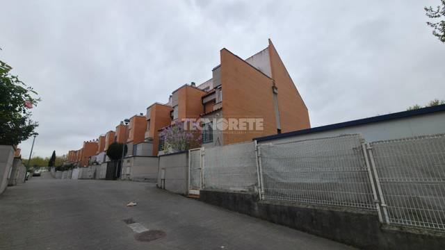 Casa adosada en Venta en Aguas Vivas