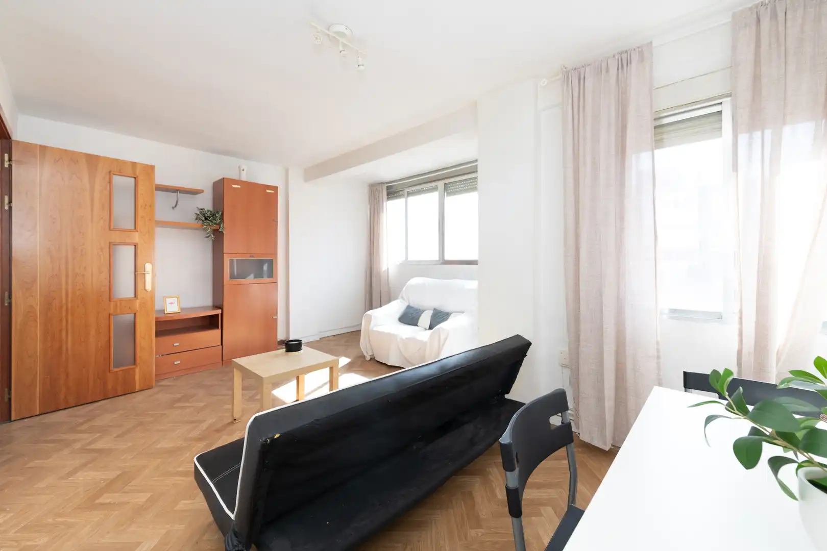 Piso con ascensor en venta en Calle Sierra de Albarracín, imagen 4