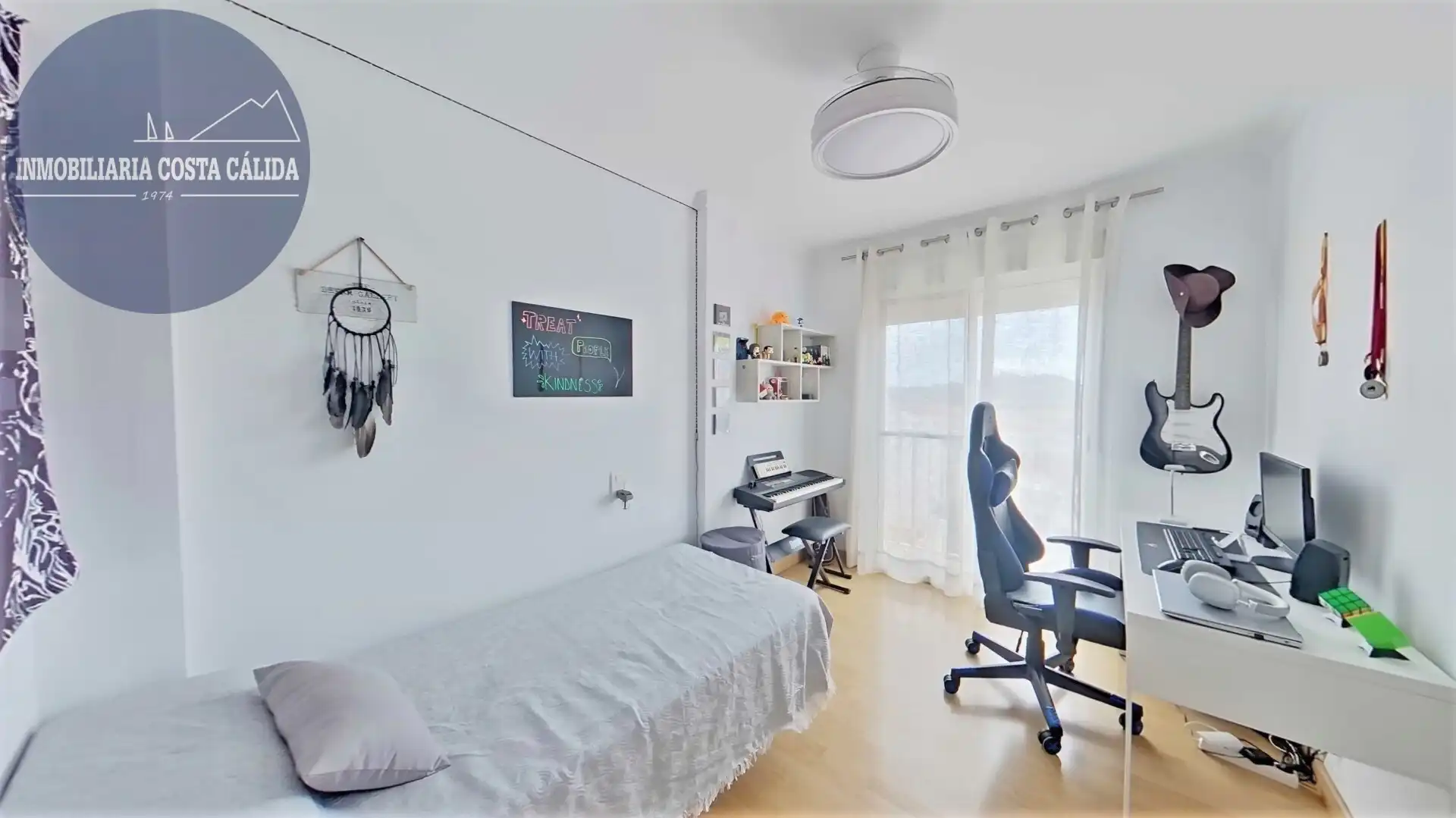 Habitación de Dúplex en venta en Águilas con Terraza, Trastero y Amueblado