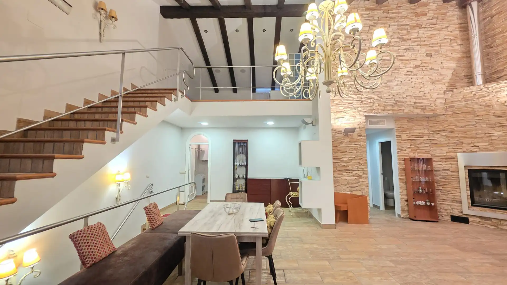 Piso en venta en Avenida de las Flores, 34