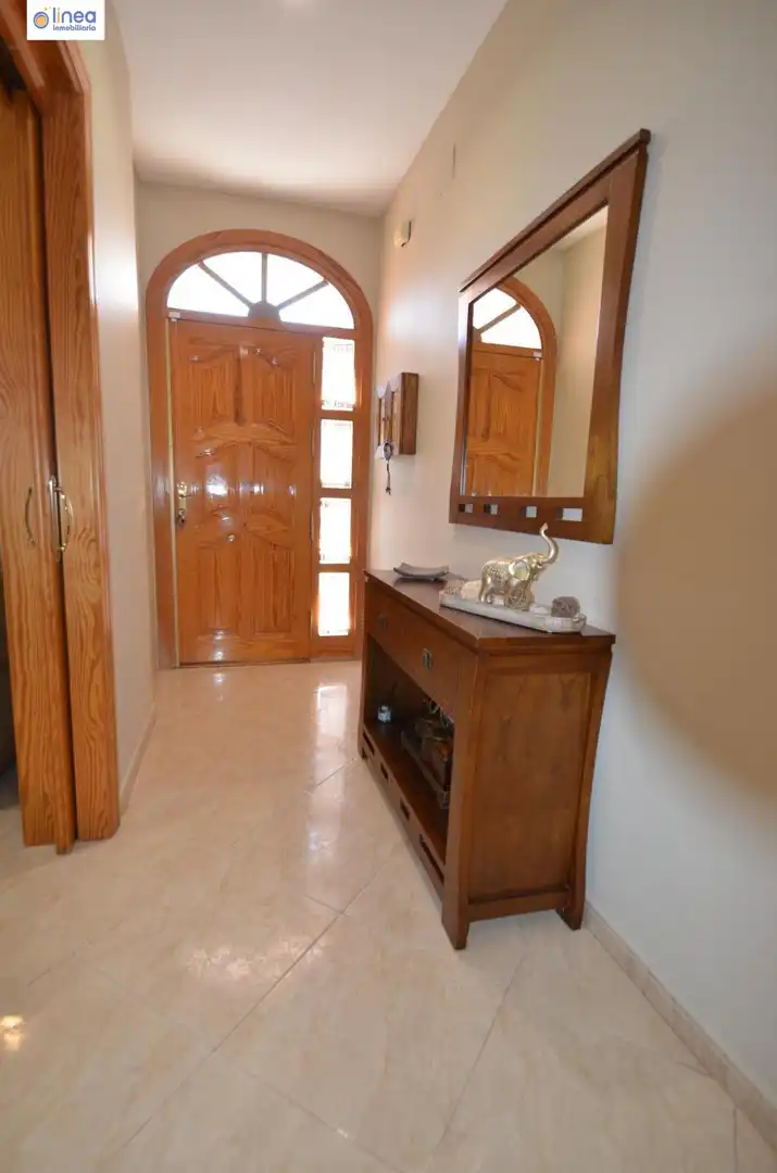 Casa adosada en venta en Calle ANGEL CARA, La Mojonera