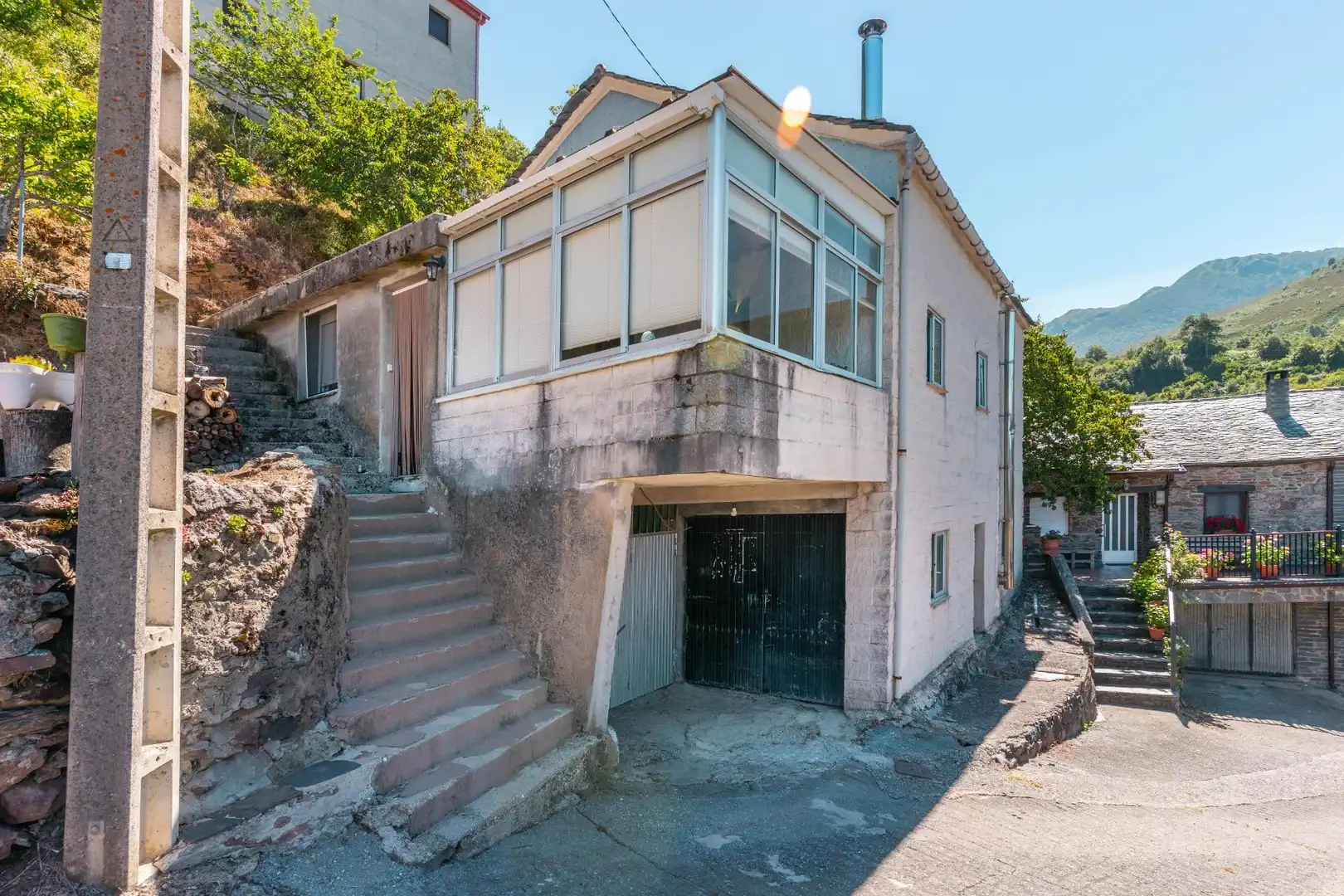 Vista exterior de Casa o xalet en venda en Ibias amb Calefacció, Terrassa i Moblat
