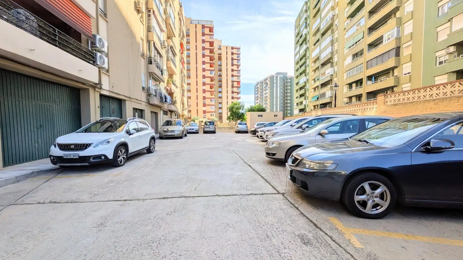 Apartamento con piscina en alquiler en Los Boliches, imagen 19