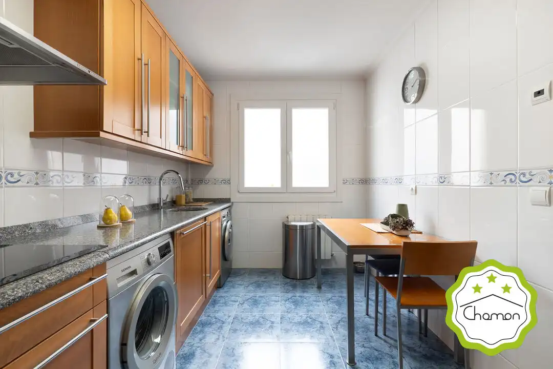 Flat for sale in Iralabarri