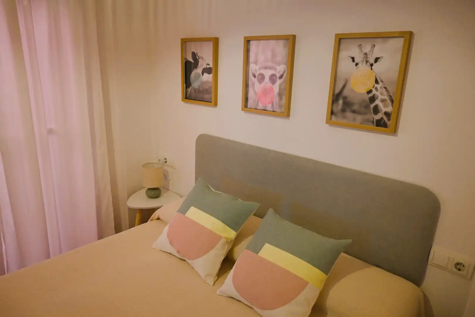 Habitación de Casa adosada de alquiler en Sagunto / Sagunt con Aire acondicionado, Calefacción y Terraza