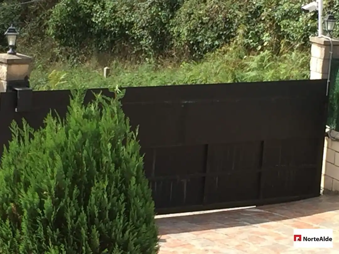 Garden of Houses for sale in Maruri-Jatabe  with Heating, Private garden and Storage room