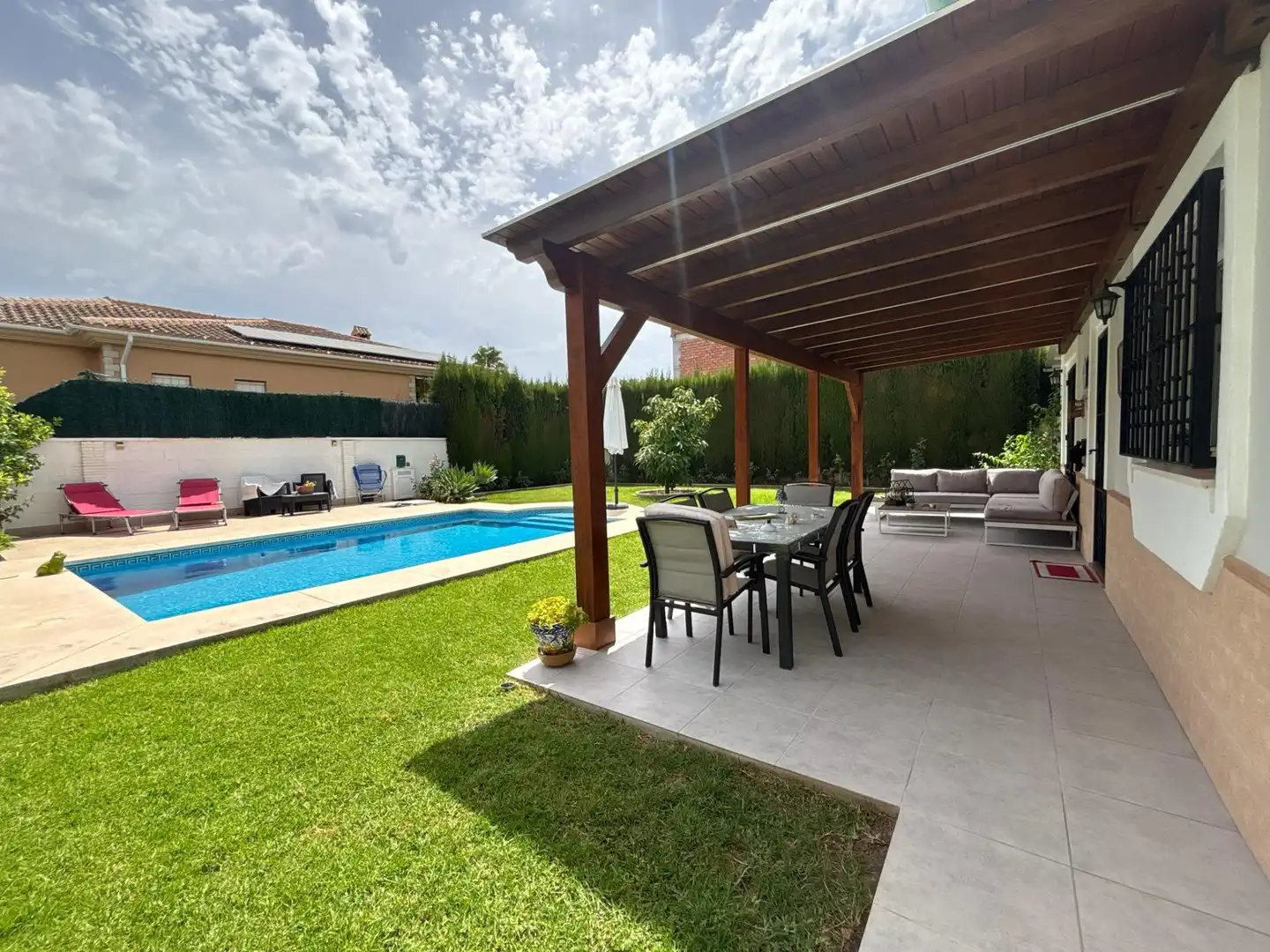 Terrassa de Casa o xalet en venda en Alhaurín de la Torre amb Aire condicionat, Terrassa i Traster