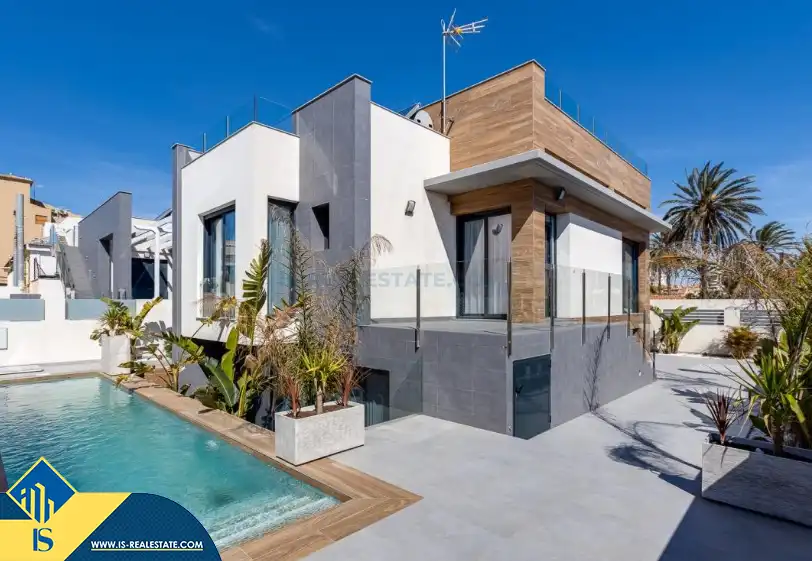 Villa avec terrasse à vendre à Zona Carrefour - Urbanizaciones