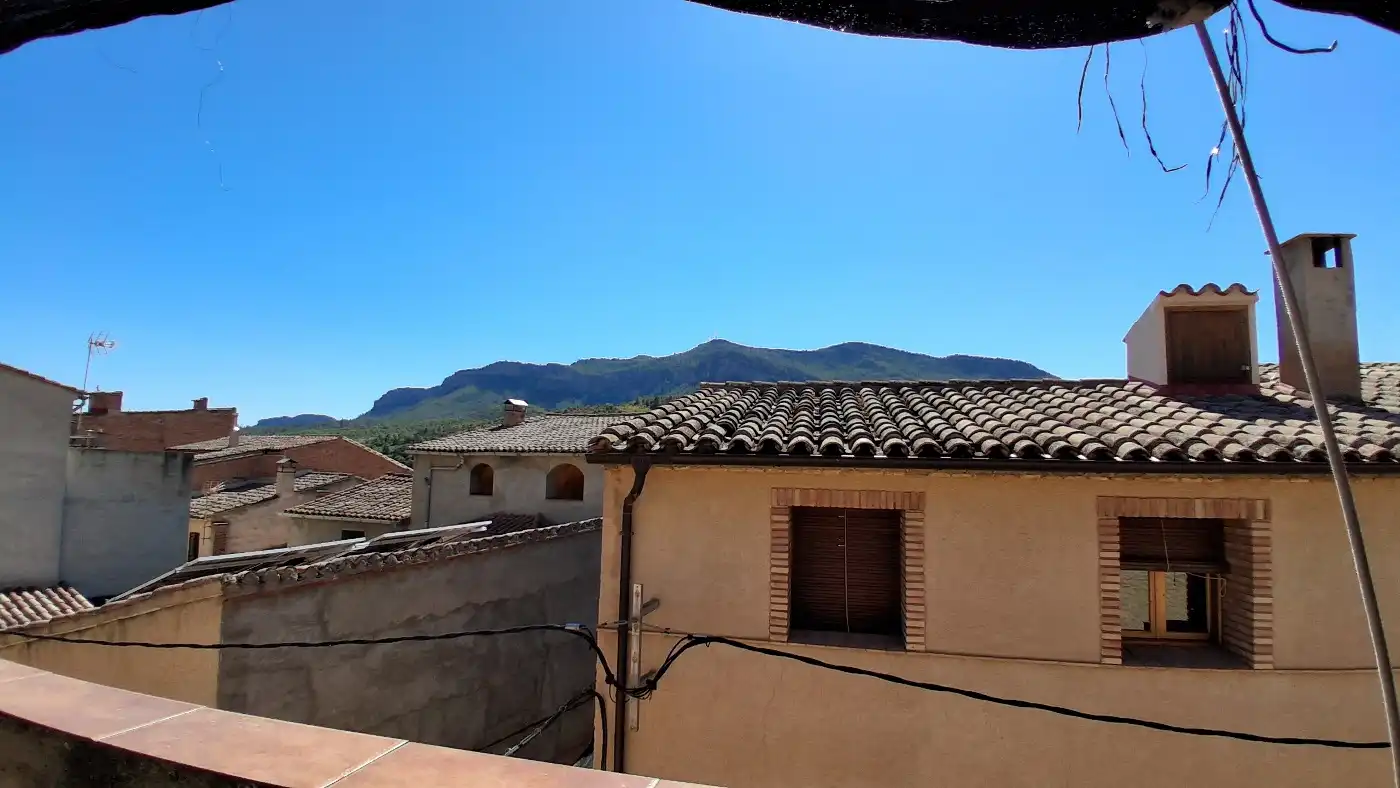 Vista exterior de Casa adosada en venda en La Vilella Baixa amb Aire condicionat, Calefacció i Terrassa