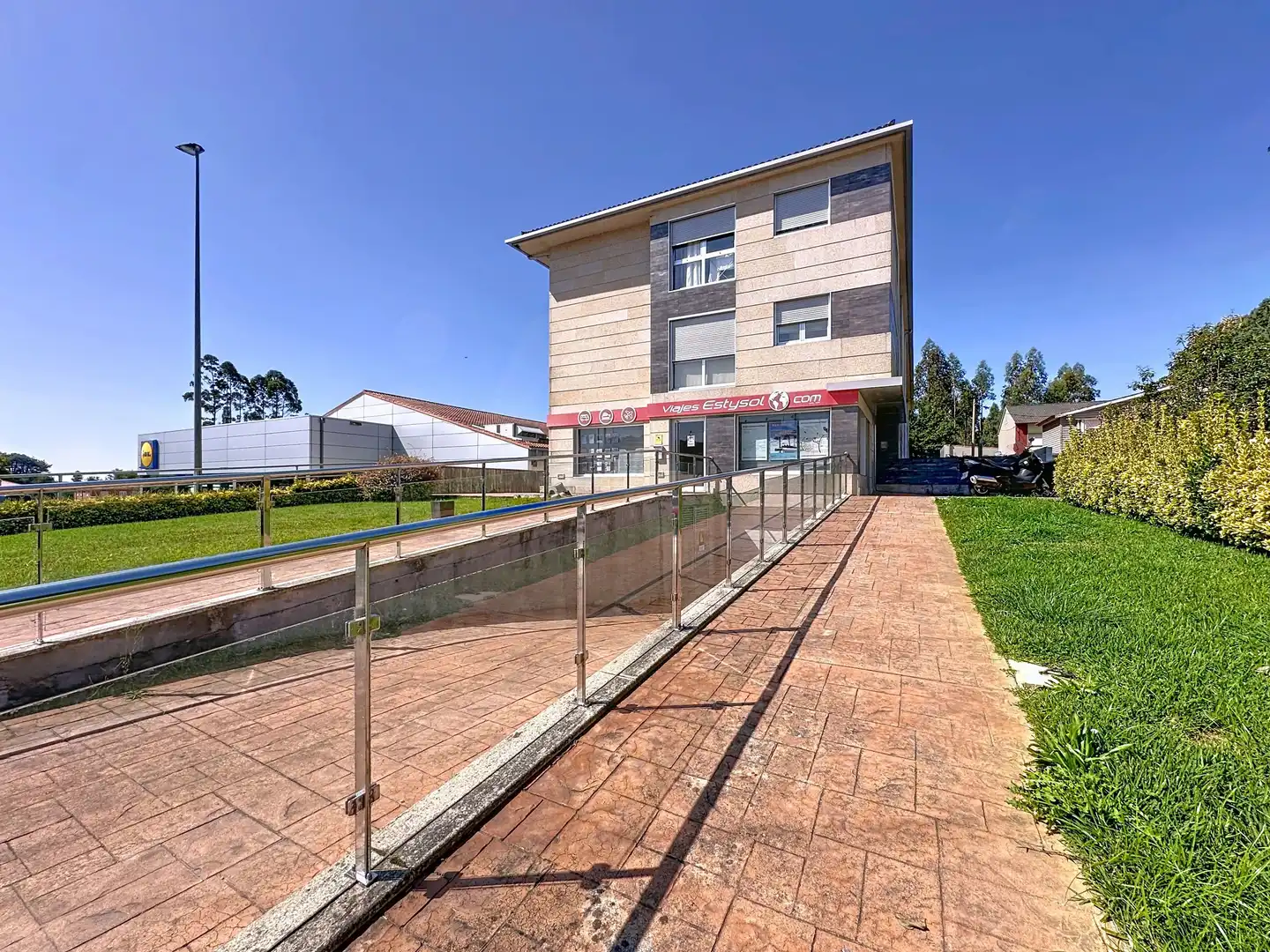 Vista exterior de Àtic en venda en Sanxenxo amb Piscina