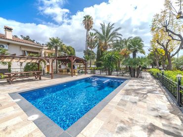 Casa con piscina en venta en Camí del Pantanet