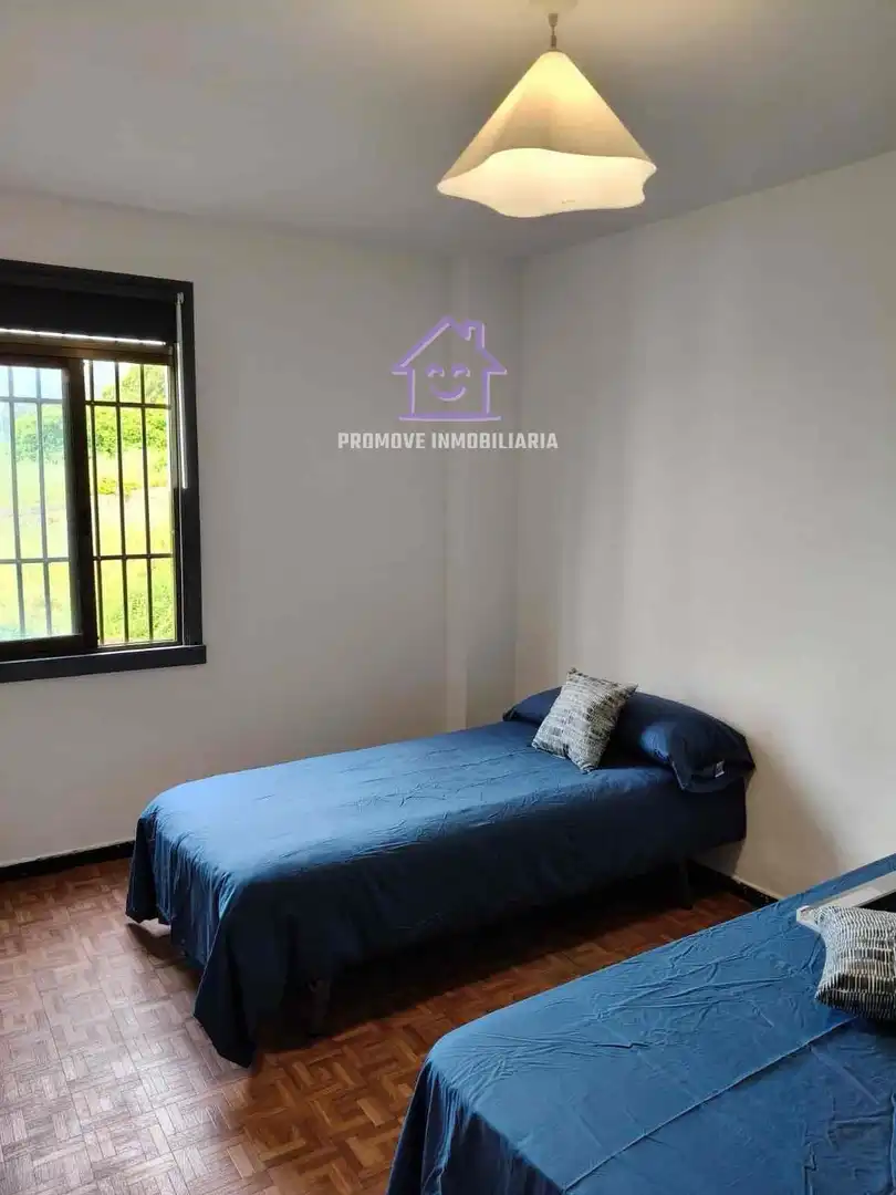 Habitación de Casa o chalet de alquiler en Arteixo con Jardín privado y Amueblado