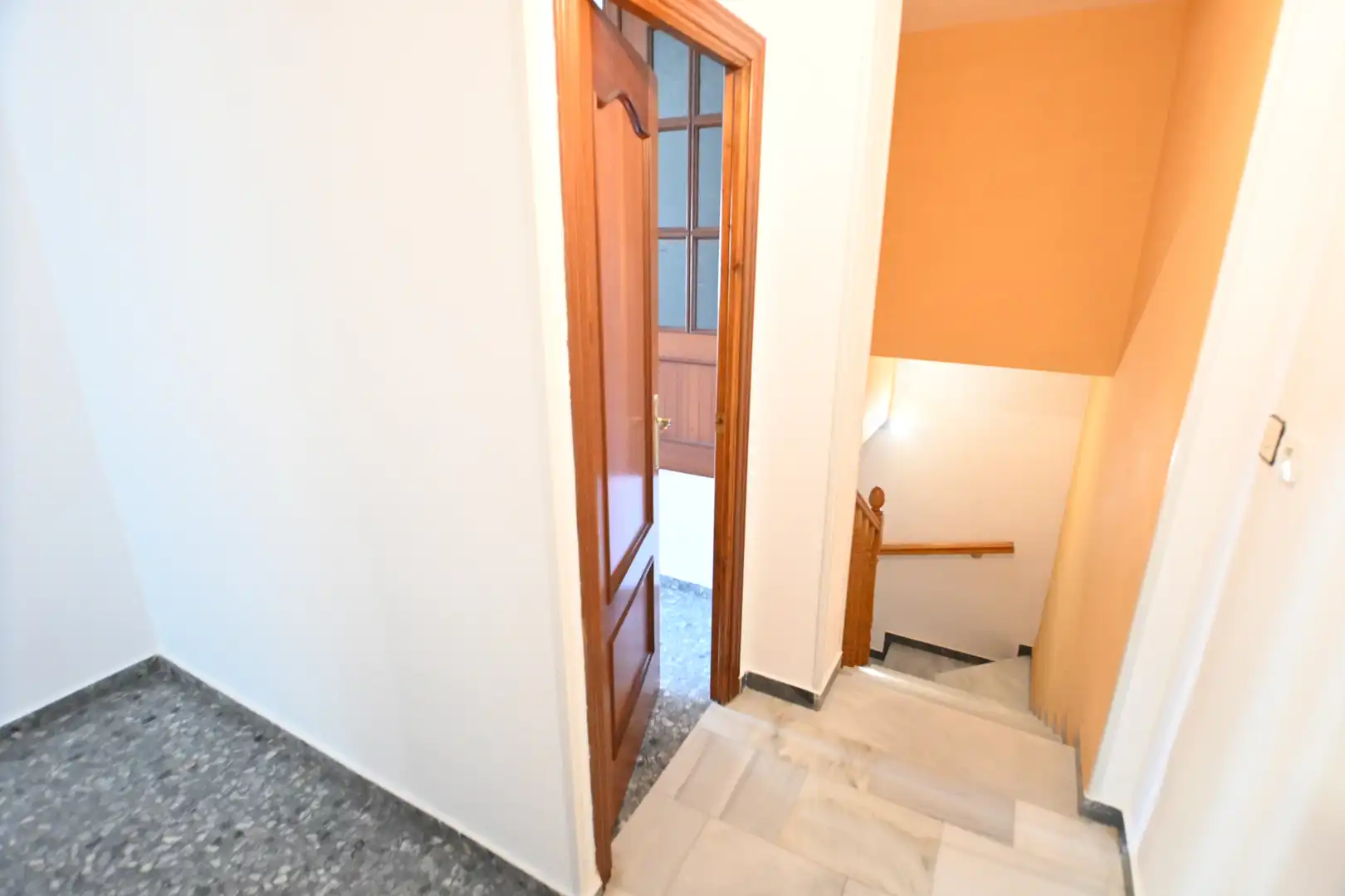 Casa adosada en venta en Churriana de la Vega con Aire acondicionado, Terraza y Trastero