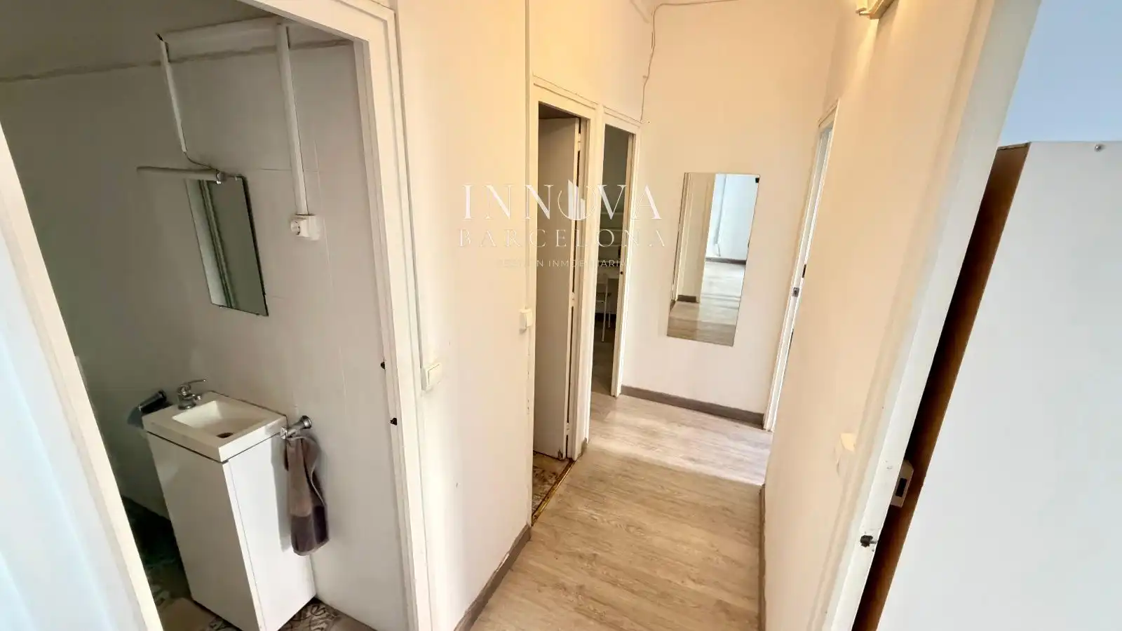 Flat for sale in Ciutat Vella