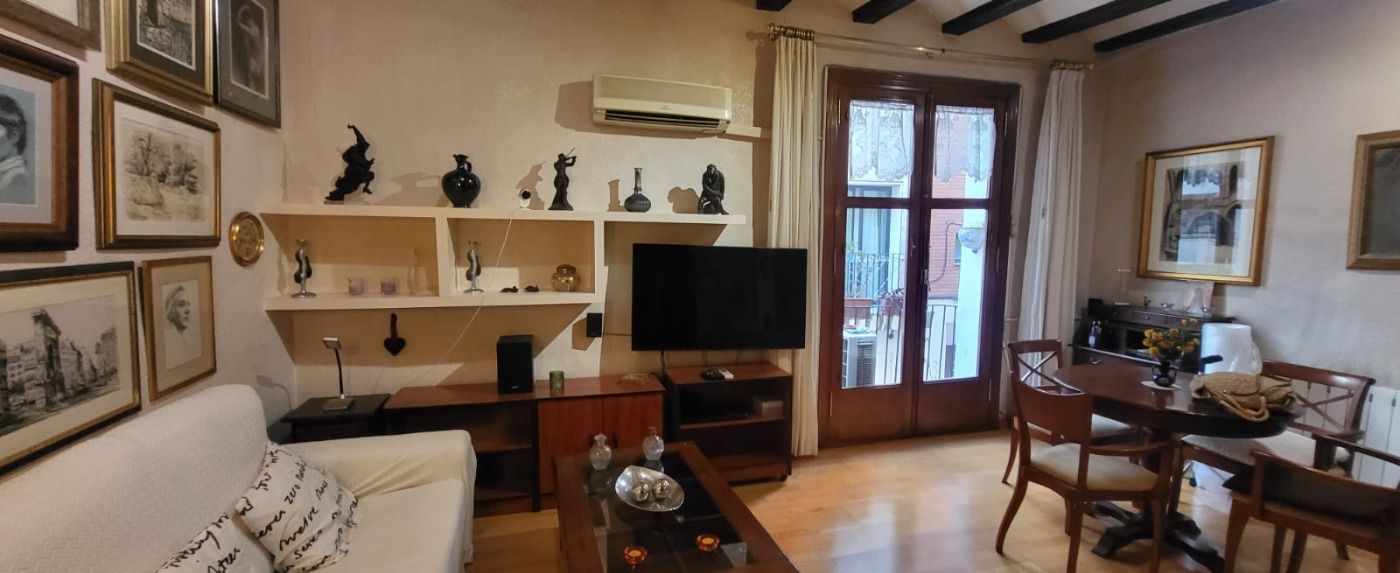 Living room of Flat to rent in  Valencia Capital  with Air Conditioner, Parquet flooring and Balcony