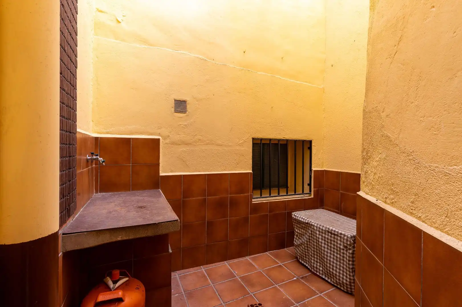 Terraced house with garden for sale in Madrigal de la Vera, imagen 59