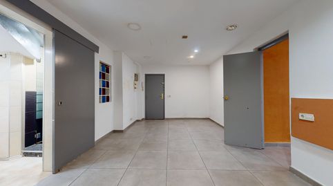 Foto 3 de Piso en venta en El Turó de la Peira, Barcelona Capital