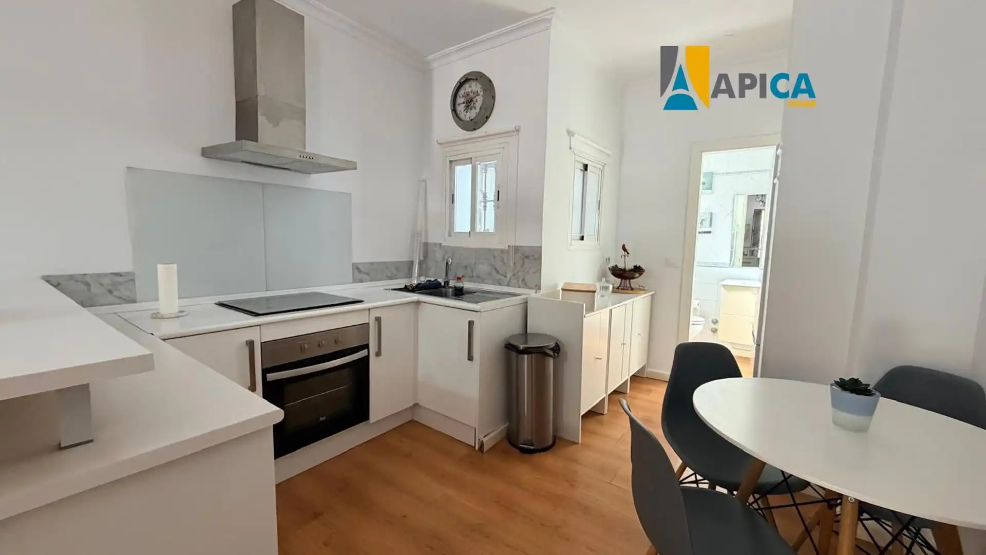 Cuina de Casa o xalet en venda en Algeciras amb Moblat