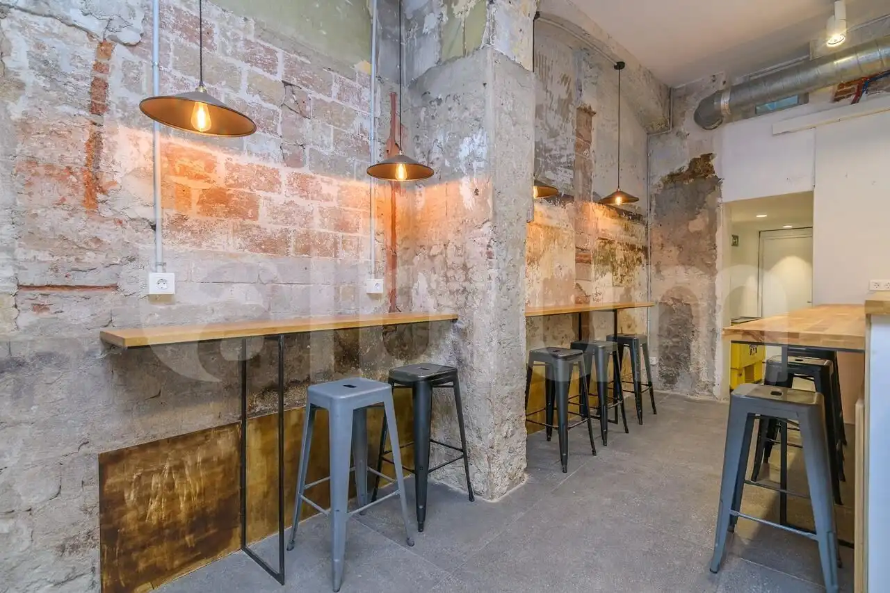 Local comercial en venda a Carrer JOSEP ANSELM CLAVE, imagen 5