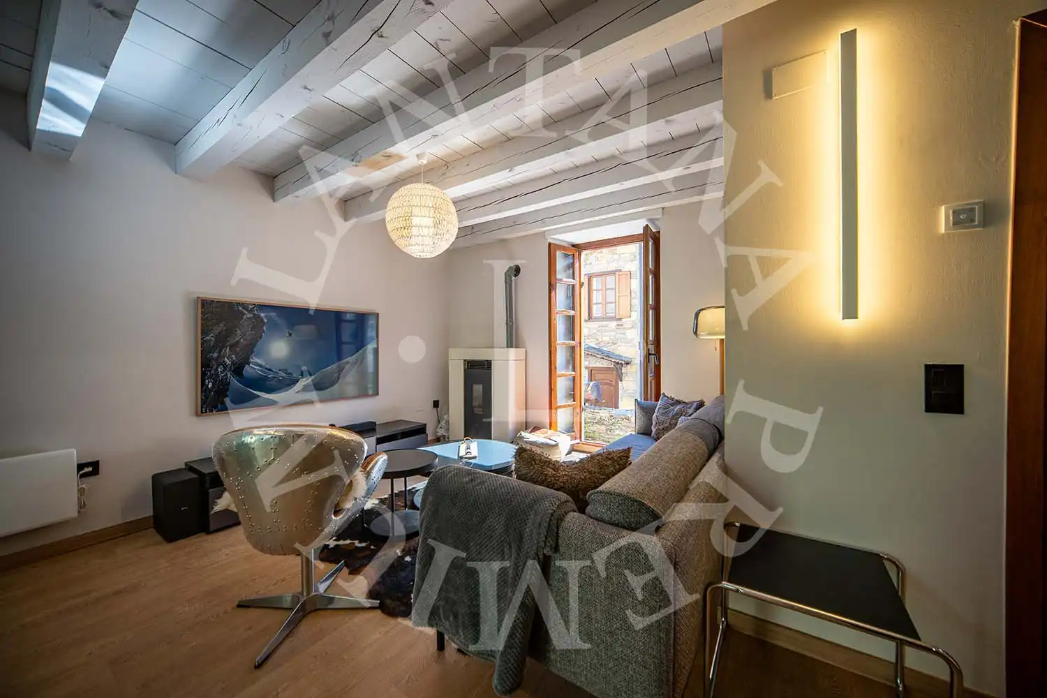 Sala de estar de Casa adosada en venta en Naut Aran con Calefacción, Jardín privado y Terraza
