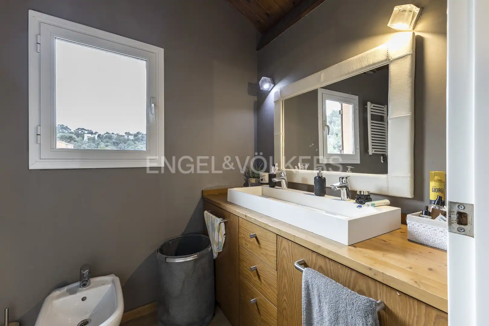 Baño de Casa o chalet en venta en Barcelona con Aire acondicionado, Calefacción y Jardín privado
