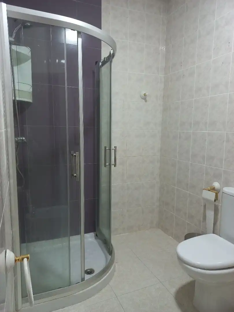 Baño de Piso en venta en Úbeda con Aire acondicionado, Calefacción y Terraza
