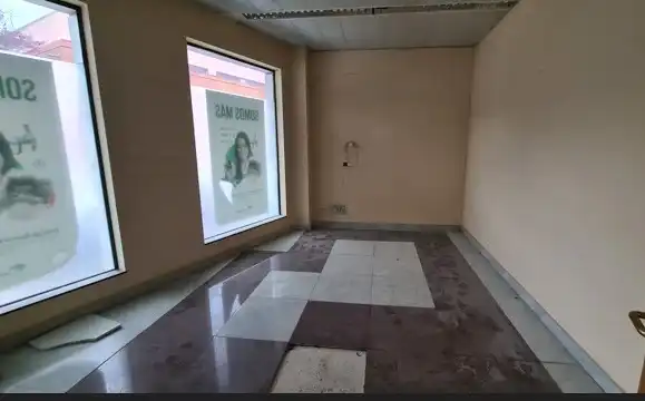 Local comercial en venda a Reyes Católicos - Paseo San Antonio, imagen 8