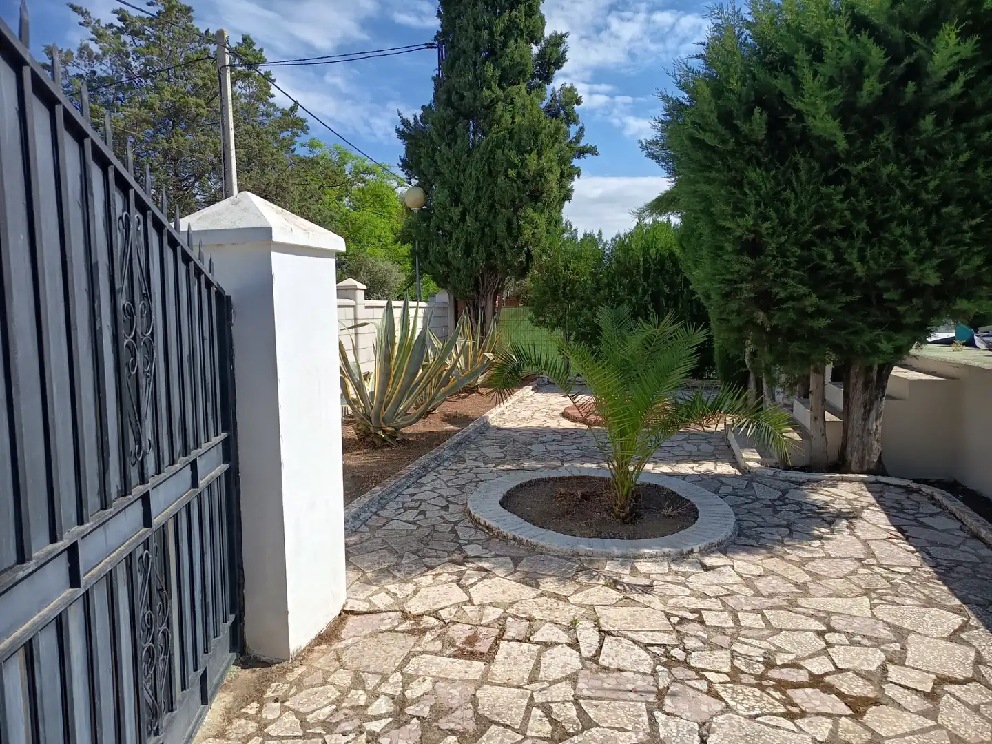 Chalet con piscina en venta en Camino las Encinas, imagen 2
