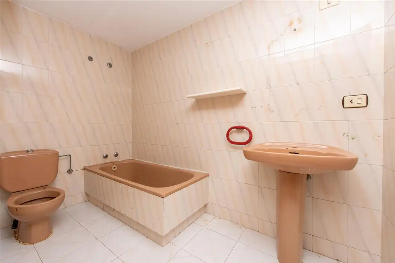 Baño de Piso en venta en A Coruña Capital  con Terraza