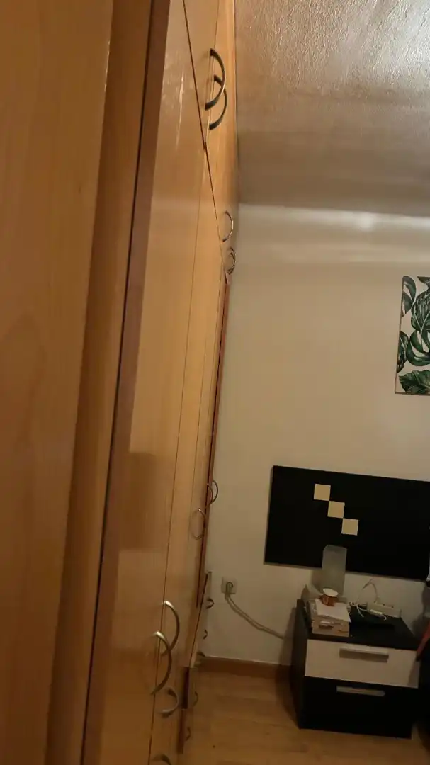 Habitación de Piso en venta en Barcelona con Parquet, Horno y Balcón