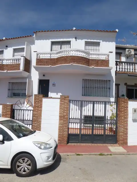 Einfamilien-Reihenhaus zum Verkauf in Calle Asteroide, 7, Fuente Alegre - El Chaparral - Los Morales, Puerto de la Torre - Atabal