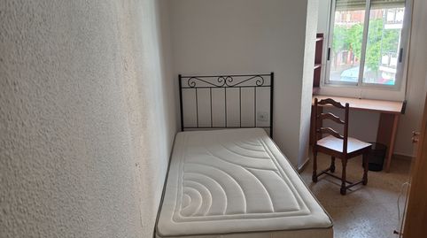 Foto 5 de Piso de alquiler en Sant Llorenç - Zona Alfahuir, Valencia Capital