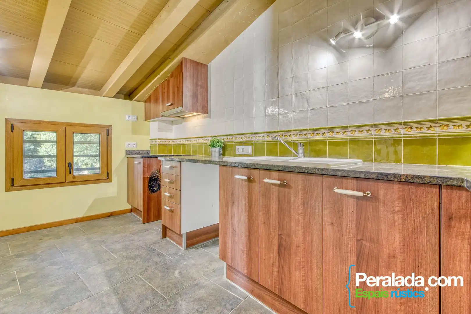Casa rústica con jardín en venta en Mas La Cau, imagen 17