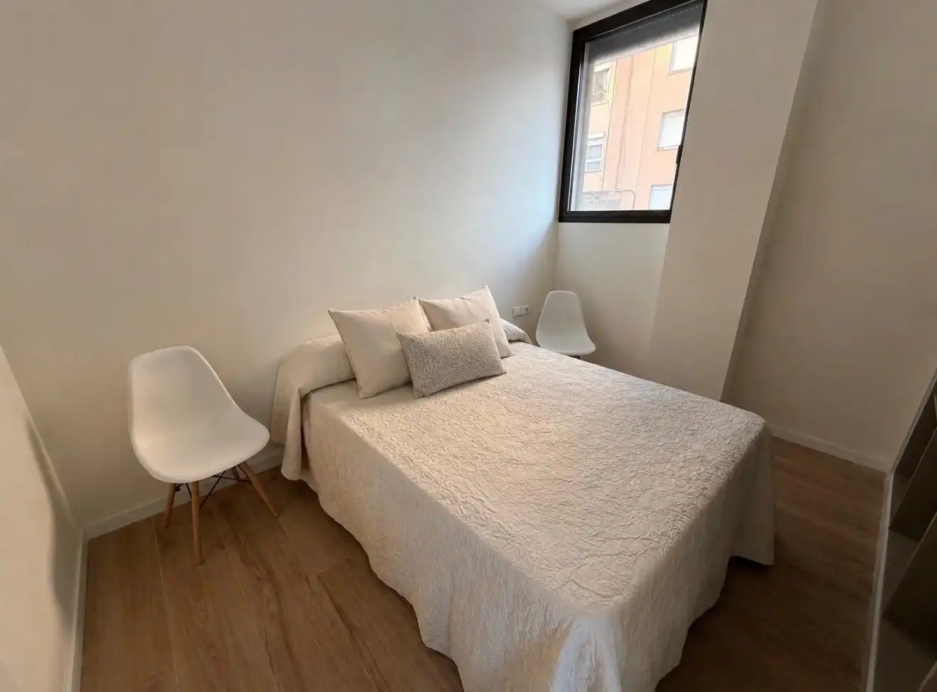 Schlafzimmer von Erdgeschoss zum Verkauf in  Palma de Mallorca mit Klimaanlage und Heizung