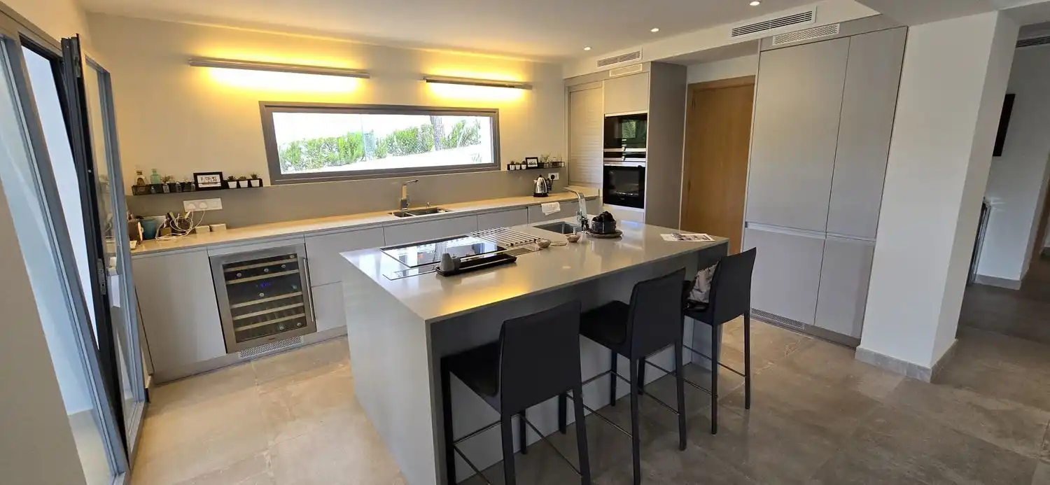 Cocina de Casa o chalet en venta en Calvià con Aire acondicionado, Calefacción y Jardín privado