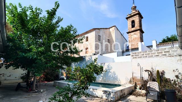 Casa-chalet en Venta en Plaza  de los Martires en Massarrojos