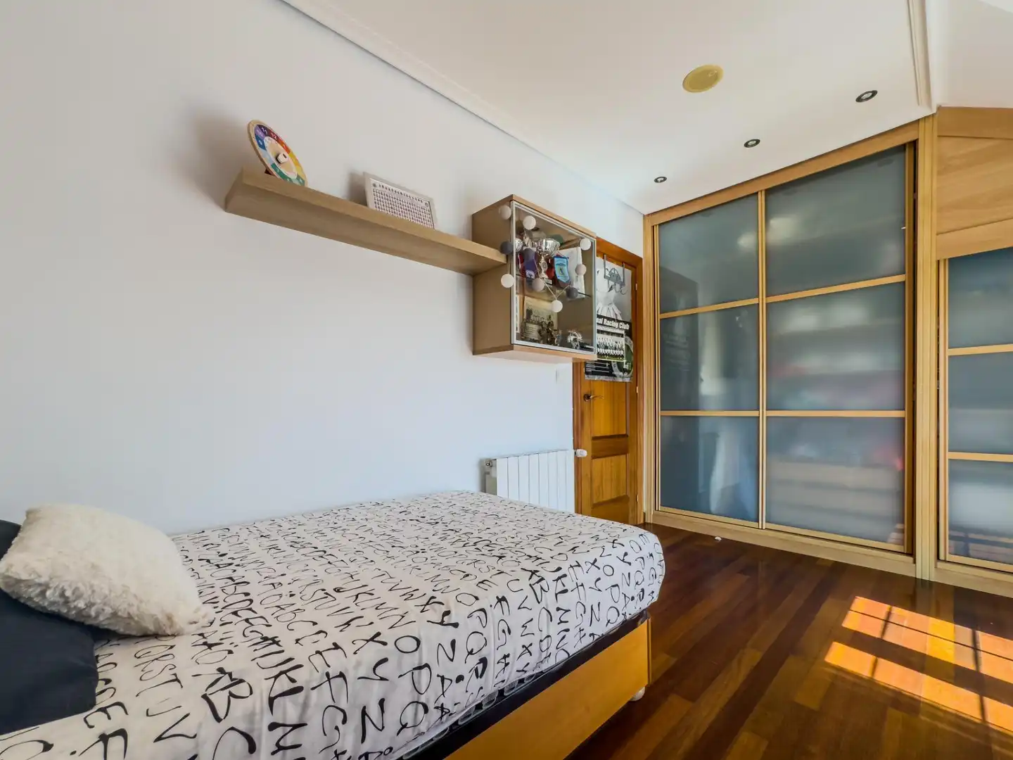 Habitación de Casa o chalet en venta en Camargo con Calefacción, Jardín privado y Parquet