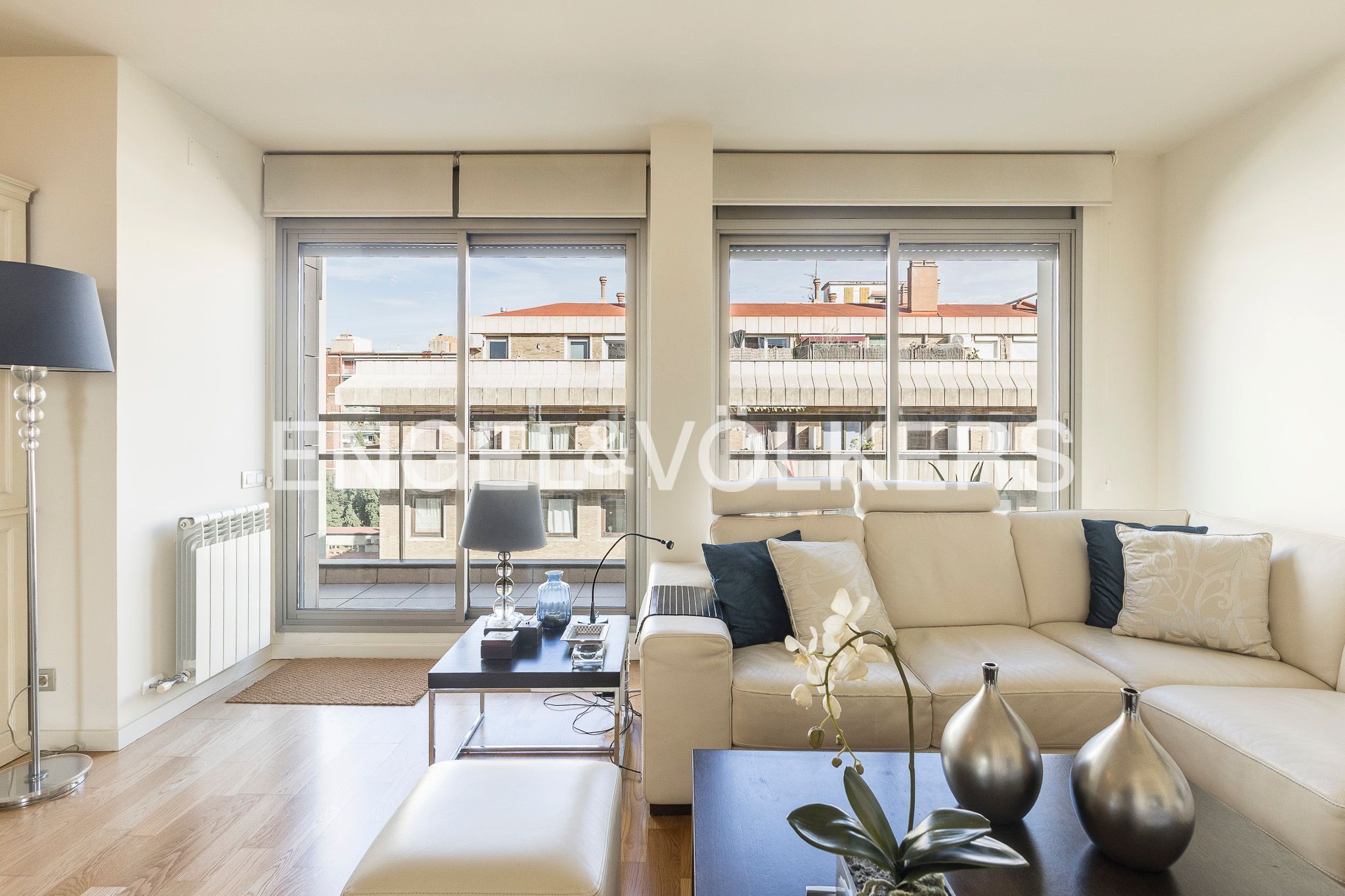 Living room of Attic for sale in  Barcelona Capital  with Air Conditioner, Heating and Parquet flooring