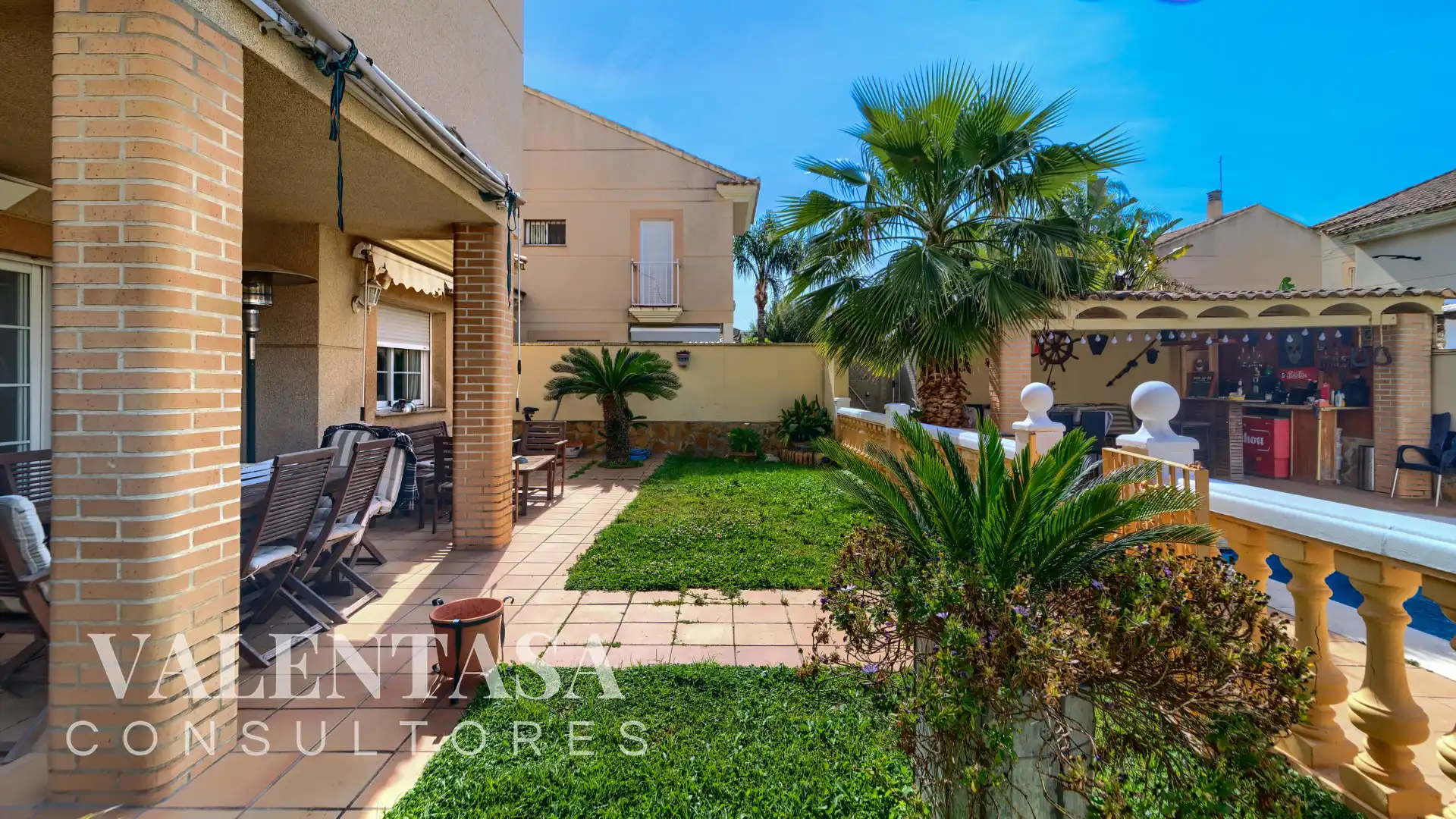 Exterior view of Houses for sale in L'Eliana  with Air Conditioner, Heating and Private garden